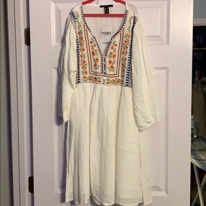 Forever 21 Embroidered Gauze dress - NWT L